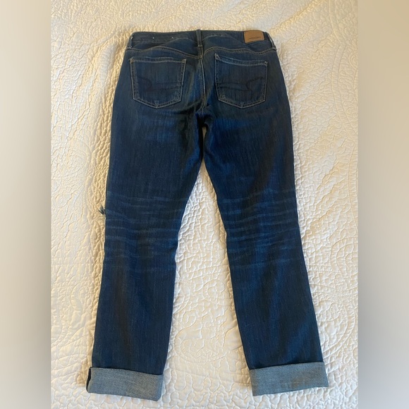 American Eagle Size 2 Women’s dark wash, button fly distressed “girlfriend” jean - Picture 4 of 9